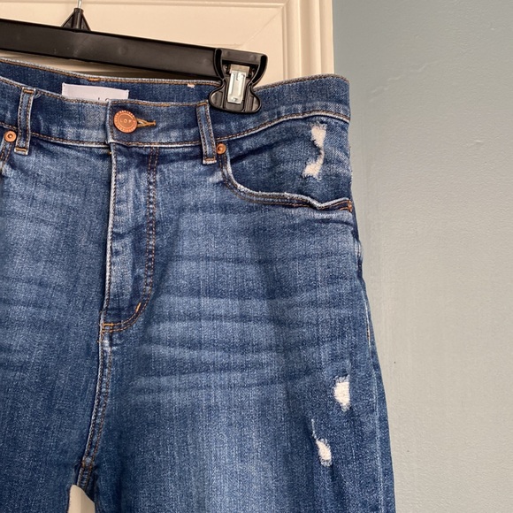 LOFT jeans size 29/8. Worn once. - Picture 3 of 6